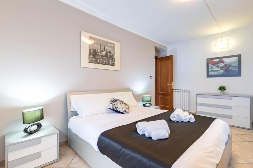 Апартаменти Old Town-Porta Susa Free Parking Modern Flat X6 Турин Екстер'єр фото